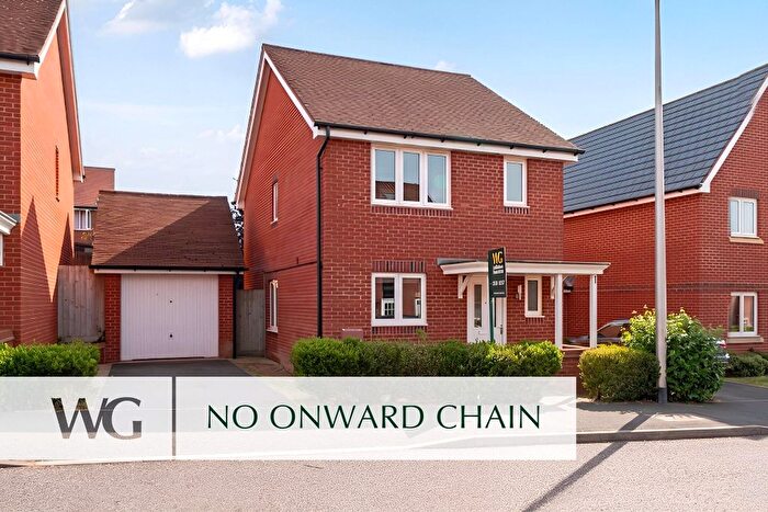 3 Bedroom Detached House For Sale In Cranbrook, Exeter, EX5