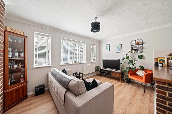 1 Bedroom Flat For Sale In Worcester Road, Sutton, SM2