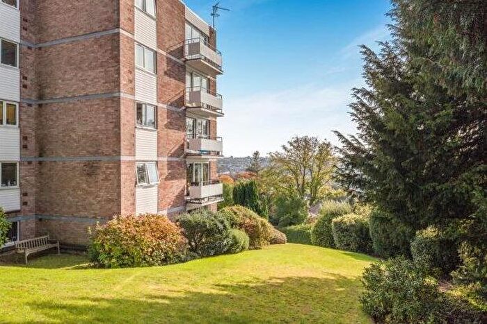 2 Bedroom Flat To Rent In Westover Gardens, Bristol, BS9