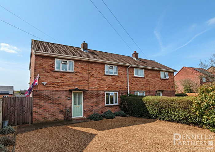 3 Bedroom Semi Detached House For Sale In Feldale Place, Whittlesey, Peterborough, PE7