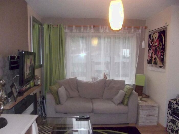 1 Bedroom Apartment To Rent In Kinnerton Court, Exwick, EX4