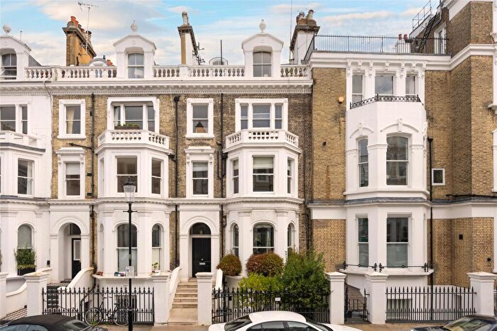 2 Bedroom Flat For Sale In Coleherne Road, Chelsea, SW10