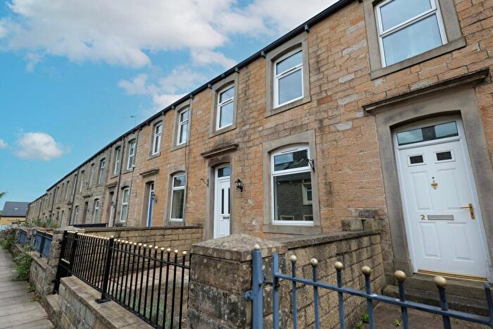 2 Bedroom Terraced House For Sale In East Hill Street, Barnoldswick, BB18