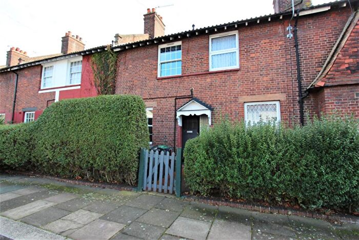 2 Bedroom Terraced House To Rent In Bedwell Road, Tottenham, N17