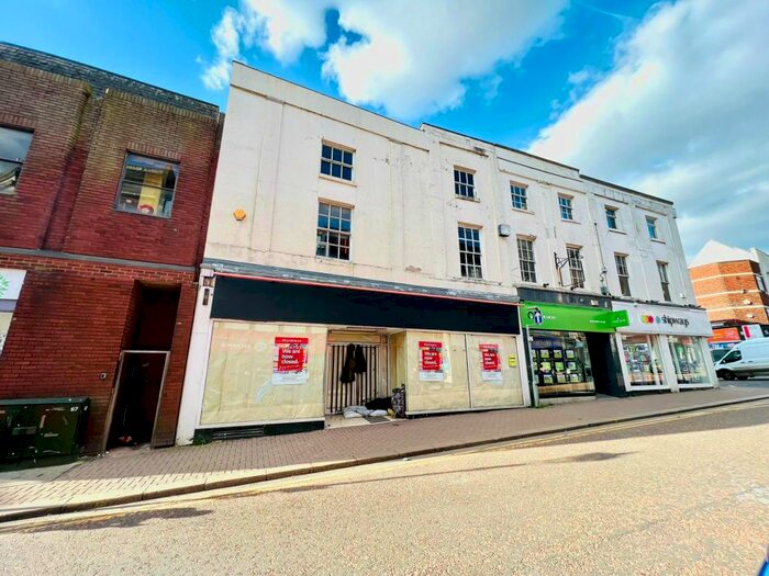 Retail Property To Rent In High Street, Dudley, DY1