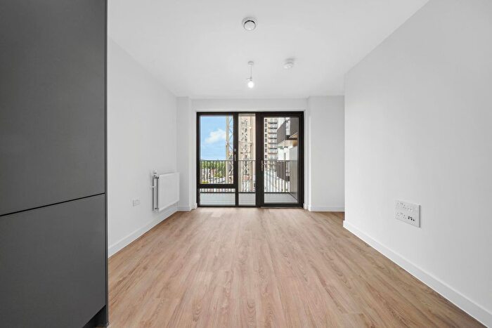 1 Bedroom Flat To Rent In Pullman House, Brook Avenue, Wembley, HA9