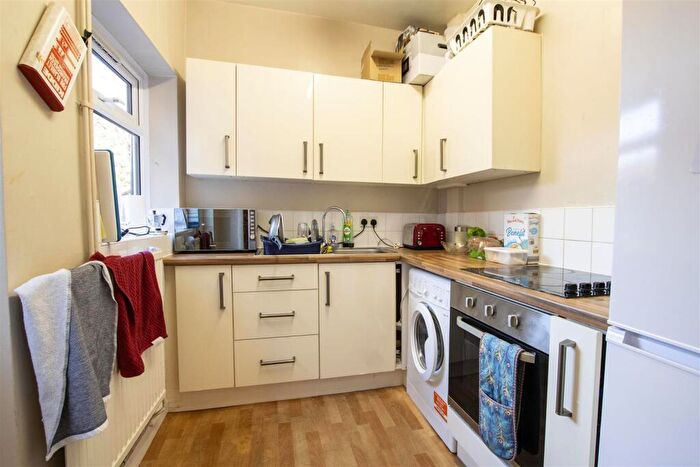 3 Bedroom House To Rent In Lottie Road, Birmingham, West Midlands, B29