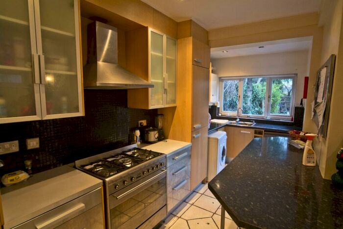 4 Bedroom Semi-Detached House To Rent In **£ Pppw Excluding Bills ** Gordon Road, West Bridgford, Nottingham, NG2