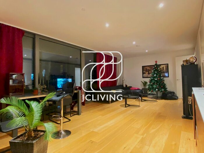 2 Bedroom Flat To Rent In Eastfield Avenue, London, SW18