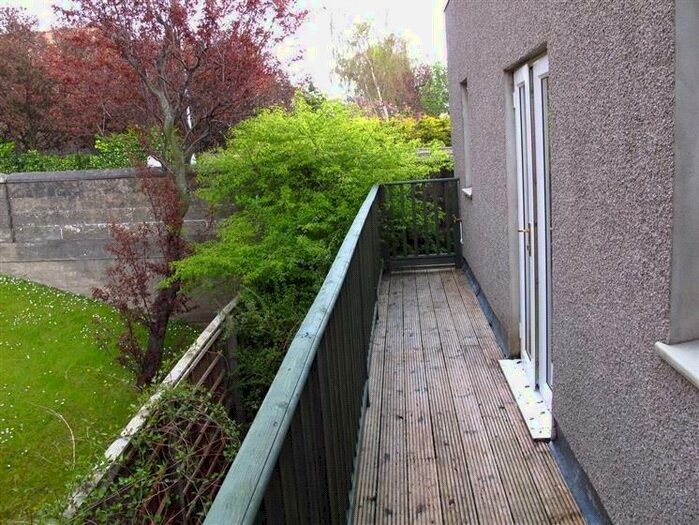 2 Bedroom House To Rent In Balgreen Avenue, Edinburgh, EH12