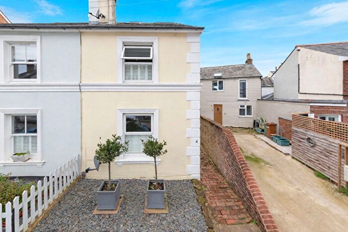 4 Bedroom Semi Detached House For Sale In William Street, Tunbridge Wells, TN4