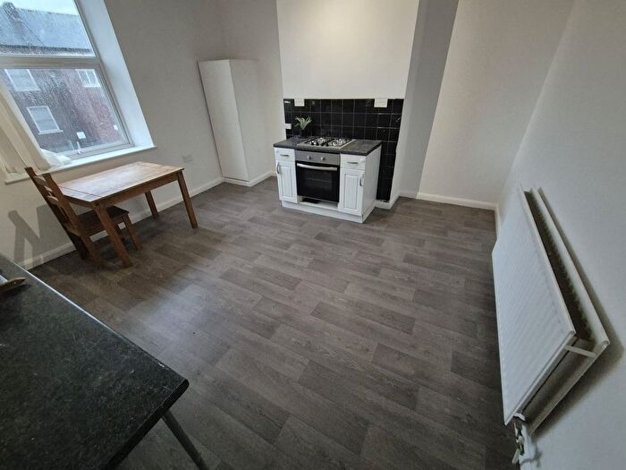 3 Bedroom Flat To Rent In Norfolk Street, Sunderland, SR1