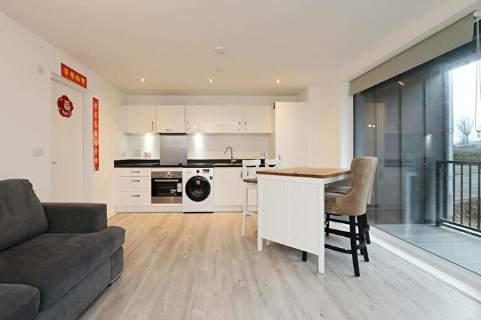 2 Bedroom Flat For Sale In Flat, Kingsburgh Crescent, Granton, Edinburgh, EH5