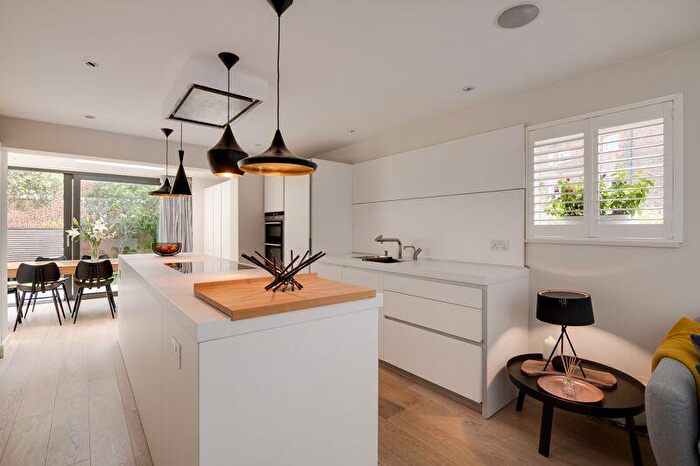 6 Bedroom Detached House To Rent In Alison Way, Central Winchester, SO22