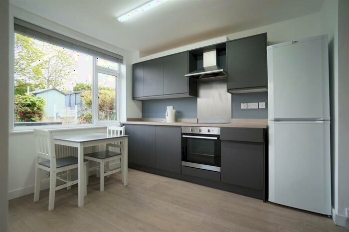 4 Bedroom House To Rent In Lon-Y-Glyder, Bangor, LL57