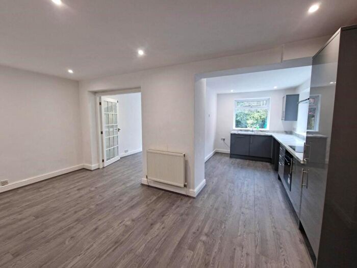 3 Bedroom House To Rent In Marians Drive, , Ormskirk, L39
