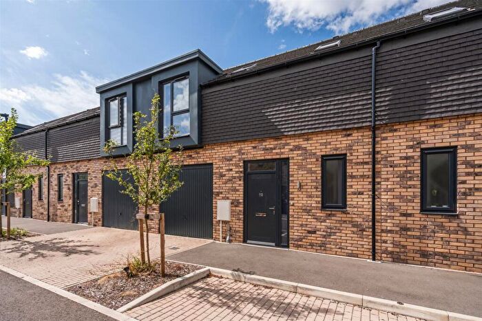 4 Bedroom Town House To Rent In Parkes Avenue, Balsall Heath, Birmingham, B12