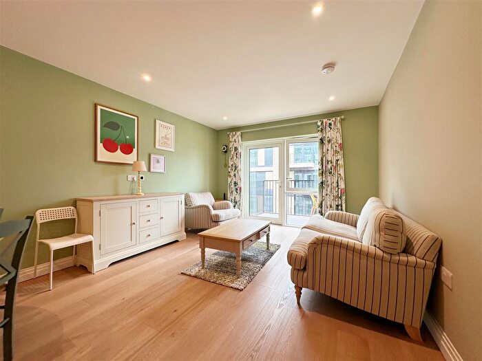 2 Bedroom Flat To Rent In Westwood Building, Chelsea Creek, SW6