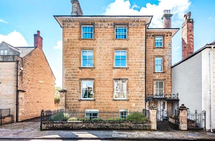 2 Bedroom Flat For Sale In Long Street, Sherborne, DT9