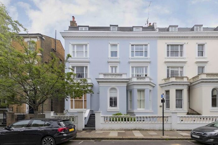 2 Bedroom Flat To Rent In Girdlers Road, London, W14