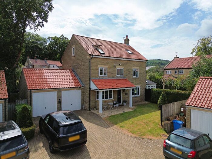 5 Bedroom Detached House For Sale In Lavender House, Sleights, YO22