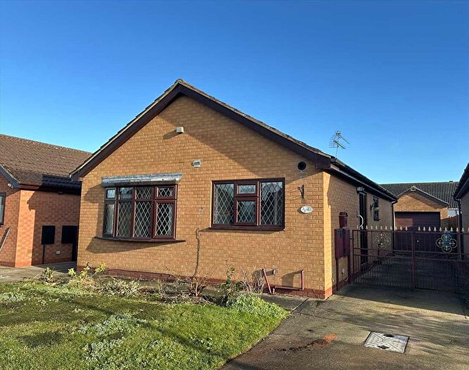 2 Bedroom Bungalow To Rent In Allison Close, Messingham, Scunthorpe, DN17