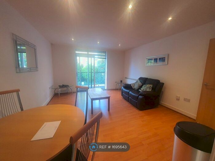 1 Bedroom Flat To Rent In Highfield Close, London, SE13