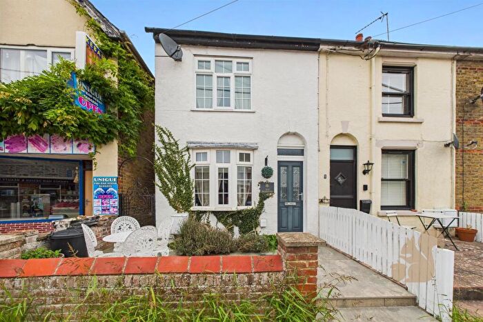 2 Bedroom End Of Terrace House For Sale In Church Road, West Mersea, CO5
