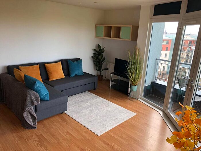 2 Bedroom Flat For Sale In Lochend Park View, Edinburgh, EH7