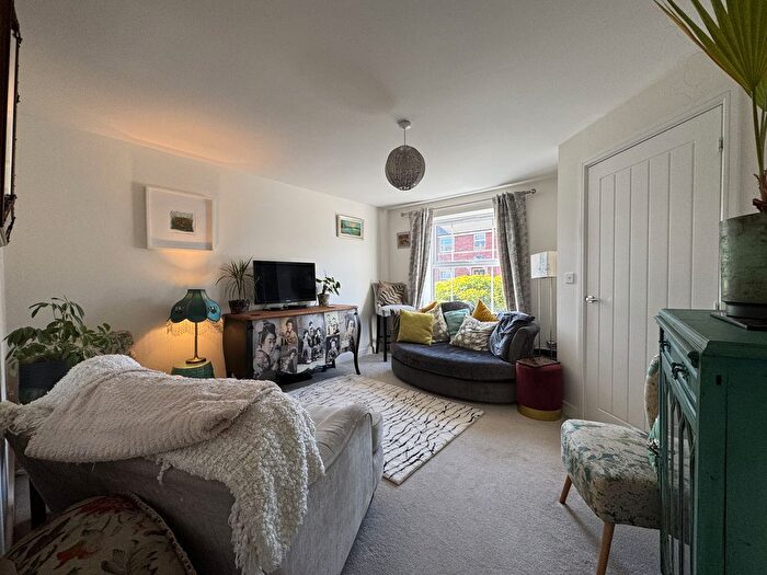 2 Bedroom Semi-detached House For Sale In Hurricane Way, Southam, CV47