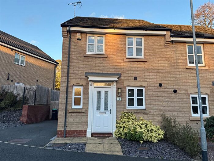 3 Bedroom Semi Detached House To Rent In Regal Drive, Mansfield, NG18