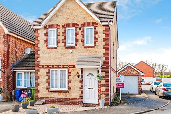 2 Bedroom Link Detached House For Sale In Locke Grove, St. Mellons, Cardiff, CF3
