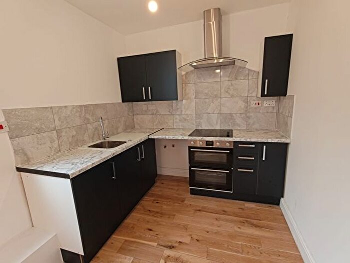 2 Bedroom Flat To Rent In Modern Bedroom New Build Apartment, Town Center, Bedford, MK40