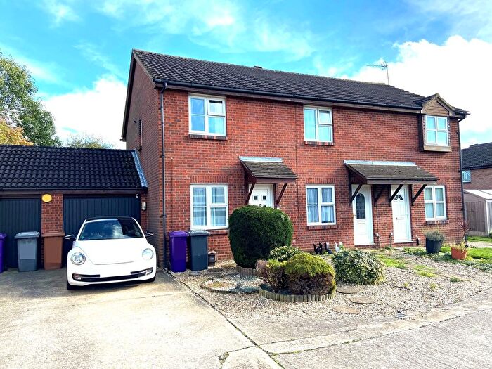 2 Bedroom End Of Terrace House To Rent In Swift Close, Letchworth Garden City, SG6