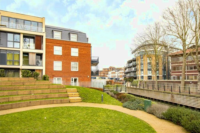 2 Bedroom Apartment To Rent In Chapel Wharf, St Ives Road, Maidenhead, Berkshire, SL6