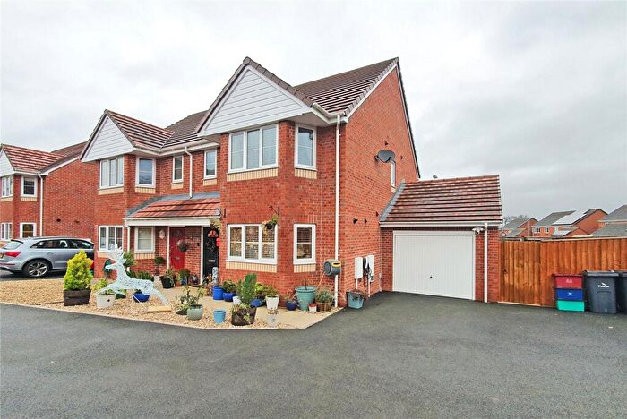 3 Bedroom Semi Detached House For Sale In Afon Way, Tremont Park, Llandrindod Wells, LD1