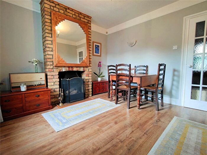 2 Bedroom Terraced House For Sale In Warren Road, Southfleet, Kent, DA13