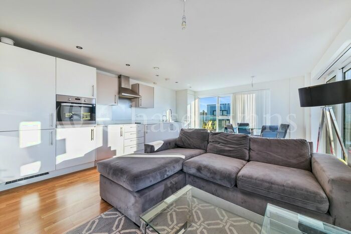 2 Bedroom Flat To Rent In The Duke, Langley Square, Dartford, DA1