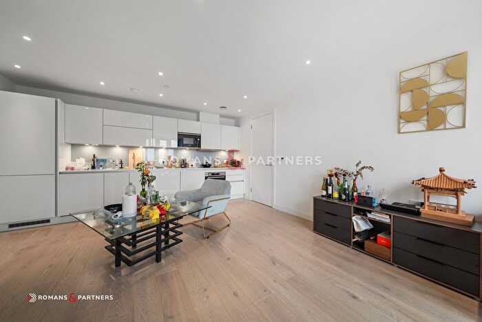 2 Bedroom Flat To Rent In City North West, Finsbury Park, N4