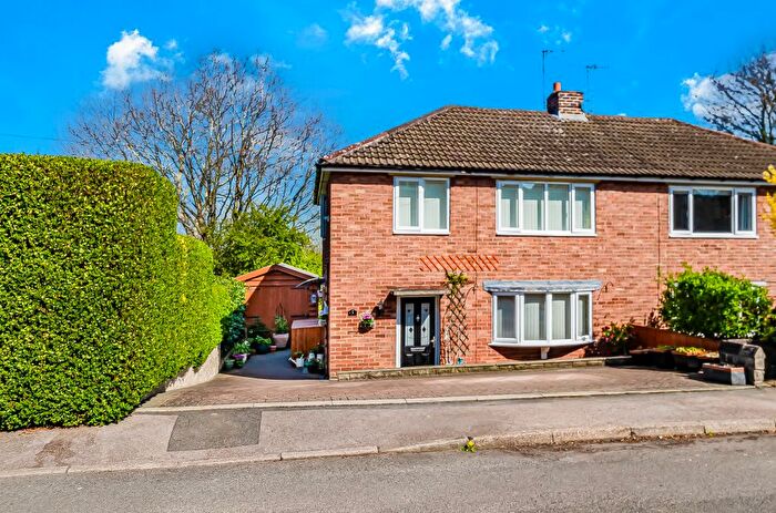 3 Bedroom Semi-Detached House For Sale In Eastfield Road, Dronfield, S18