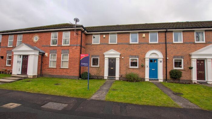 2 Bedroom Town House To Rent In Nicholas Gardens, York, YO10