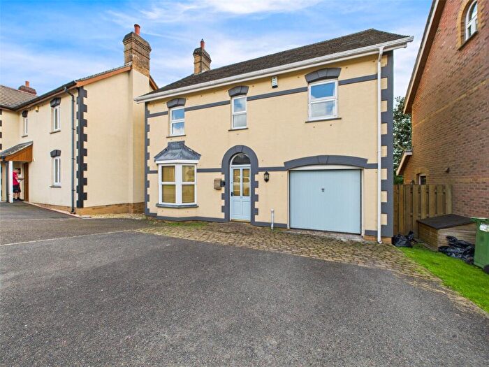 3 Bedroom Detached House For Sale In Holsworthy, Devon, EX22