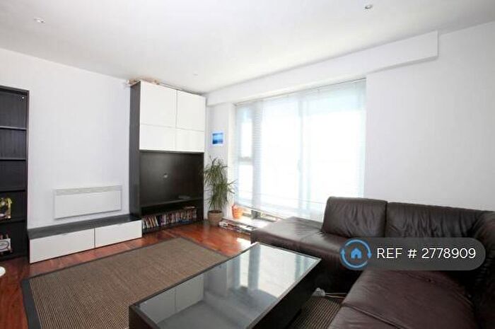1 Bedroom Flat To Rent In Stylus House, London, E1