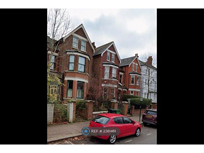 1 Bedroom Flat To Rent In Minster Road, London, NW2