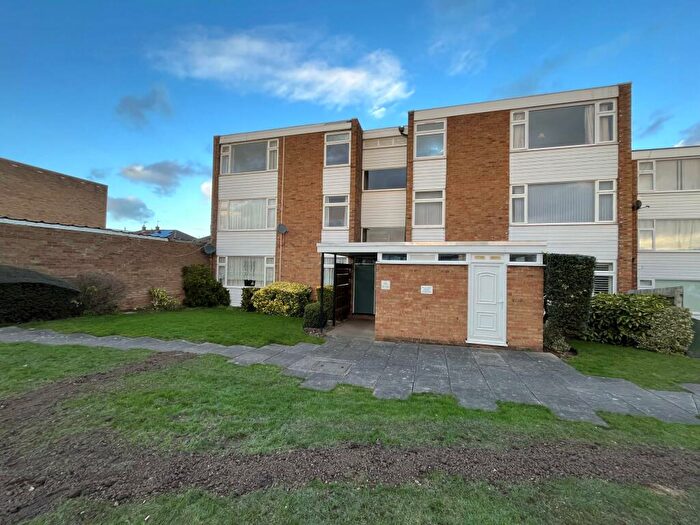 2 Bedroom Flat To Rent In Griffin Close, Shepshed, LE12