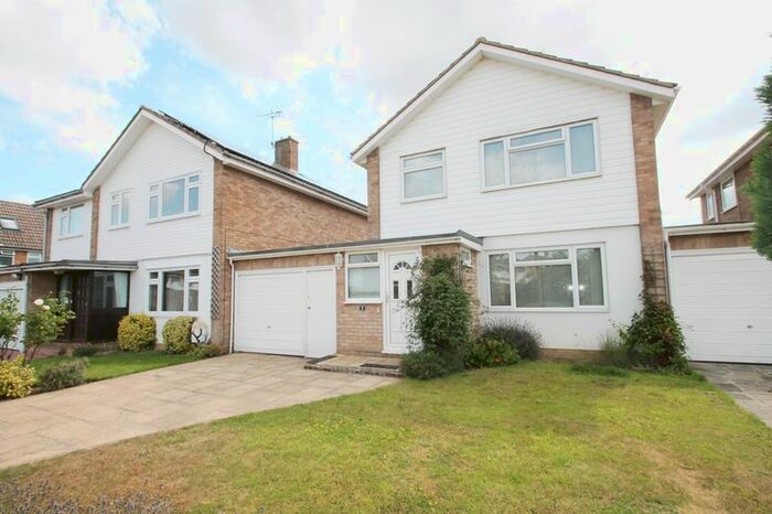 3 Bedroom Semi-Detached House To Rent In Oaklea Road, Paddock Wood, Tonbridge, TN12