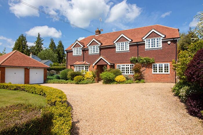 5 Bedroom Detached House For Sale In Gascoigne Lane, Ropley, Alresford, SO24