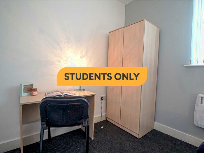 1 Bedroom Apartment To Rent In Heald Grove, Manchester, Greater Manchester, M14