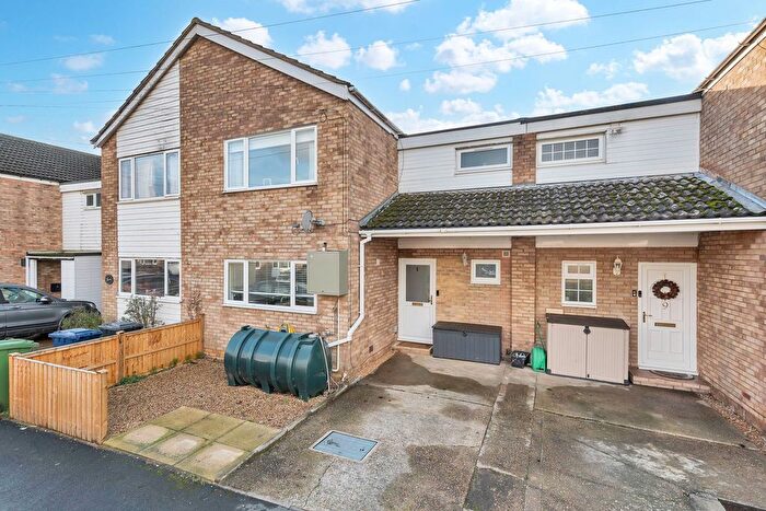 3 Bedroom Terraced House For Sale In Willmott Road, Bassingbourn, SG8