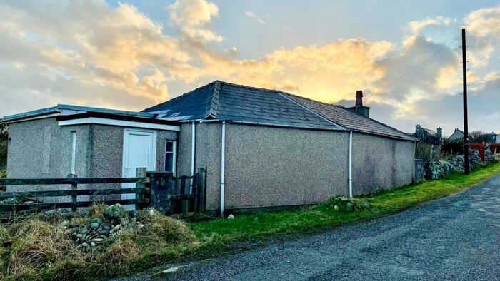 1 Bedroom Cottage For Sale In North Bragar, Isle Of Lewis, HS2
